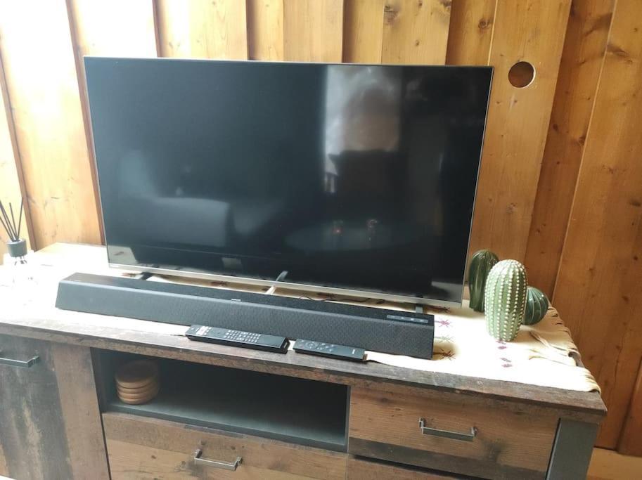 Appartement Vue Montagne, Cosy Et Chaleureux Briançon Exteriör bild