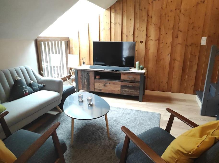 Appartement Vue Montagne, Cosy Et Chaleureux Briançon Exteriör bild