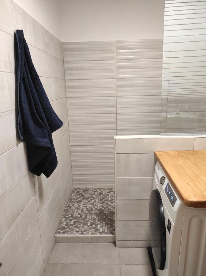 Appartement Vue Montagne, Cosy Et Chaleureux Briançon Exteriör bild