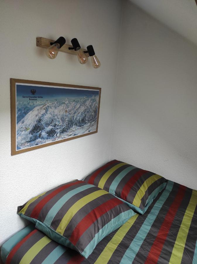 Appartement Vue Montagne, Cosy Et Chaleureux Briançon Exteriör bild